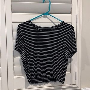 AMERICAN EAGLE - Black & White Stripe Soft Blouse